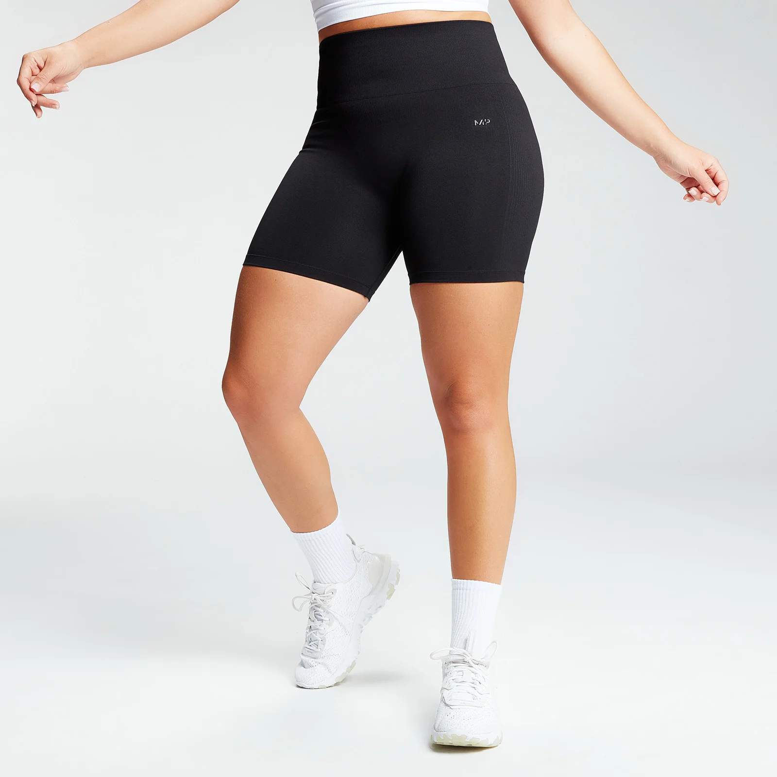 Shape Seamless Ultra velo šorti - Melni - XS attēls 1