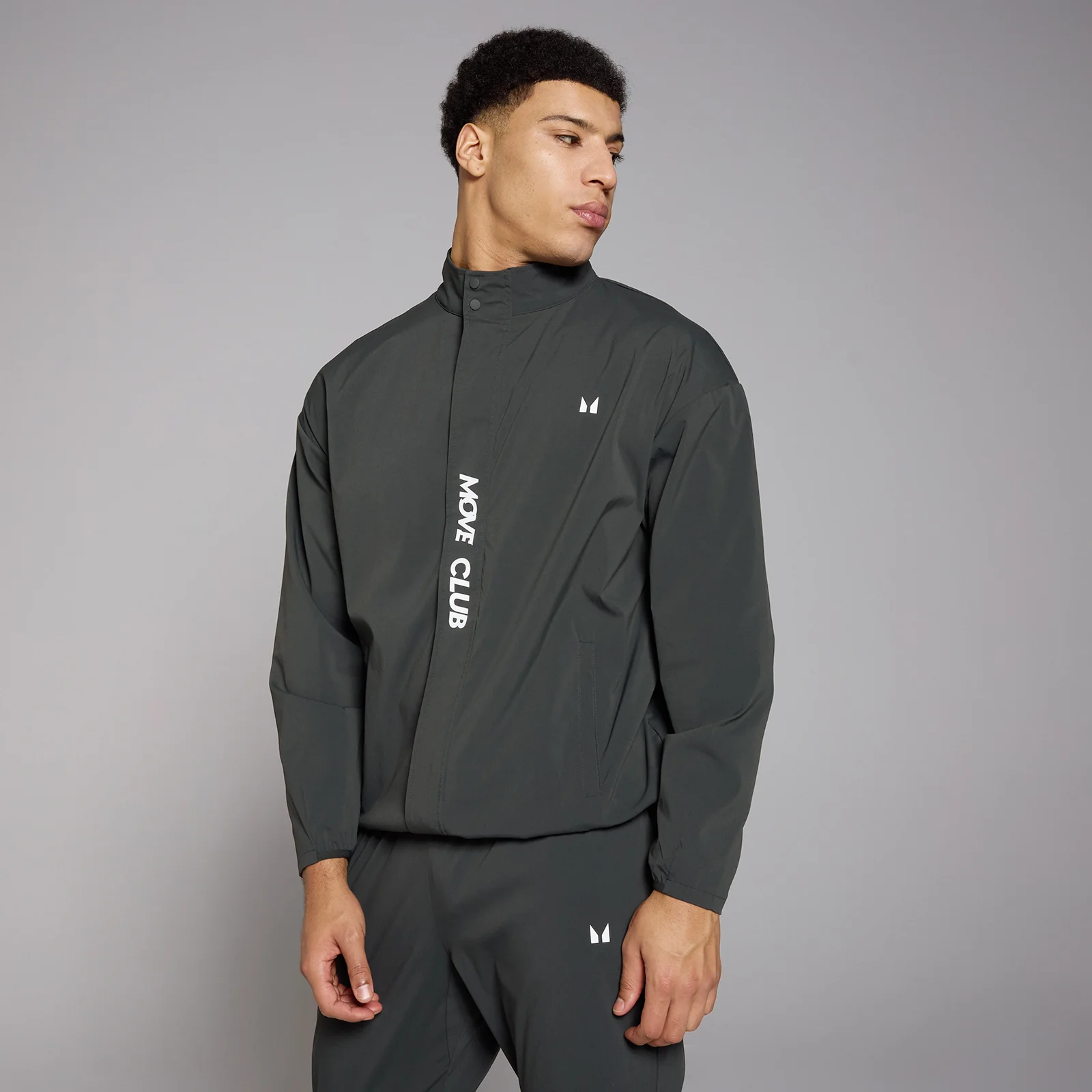 MP vīriešu neilona jaka ar apdruku “Tempo” — Izbaloti melna - XS attēls 1