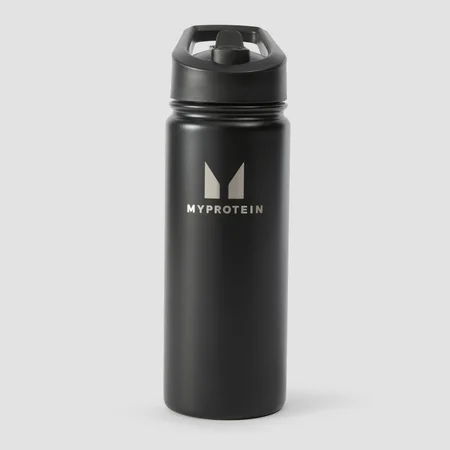 Myprotein pārstrādāta metāla pudele ar atlokāmu salmiņu, 500ml – Melna