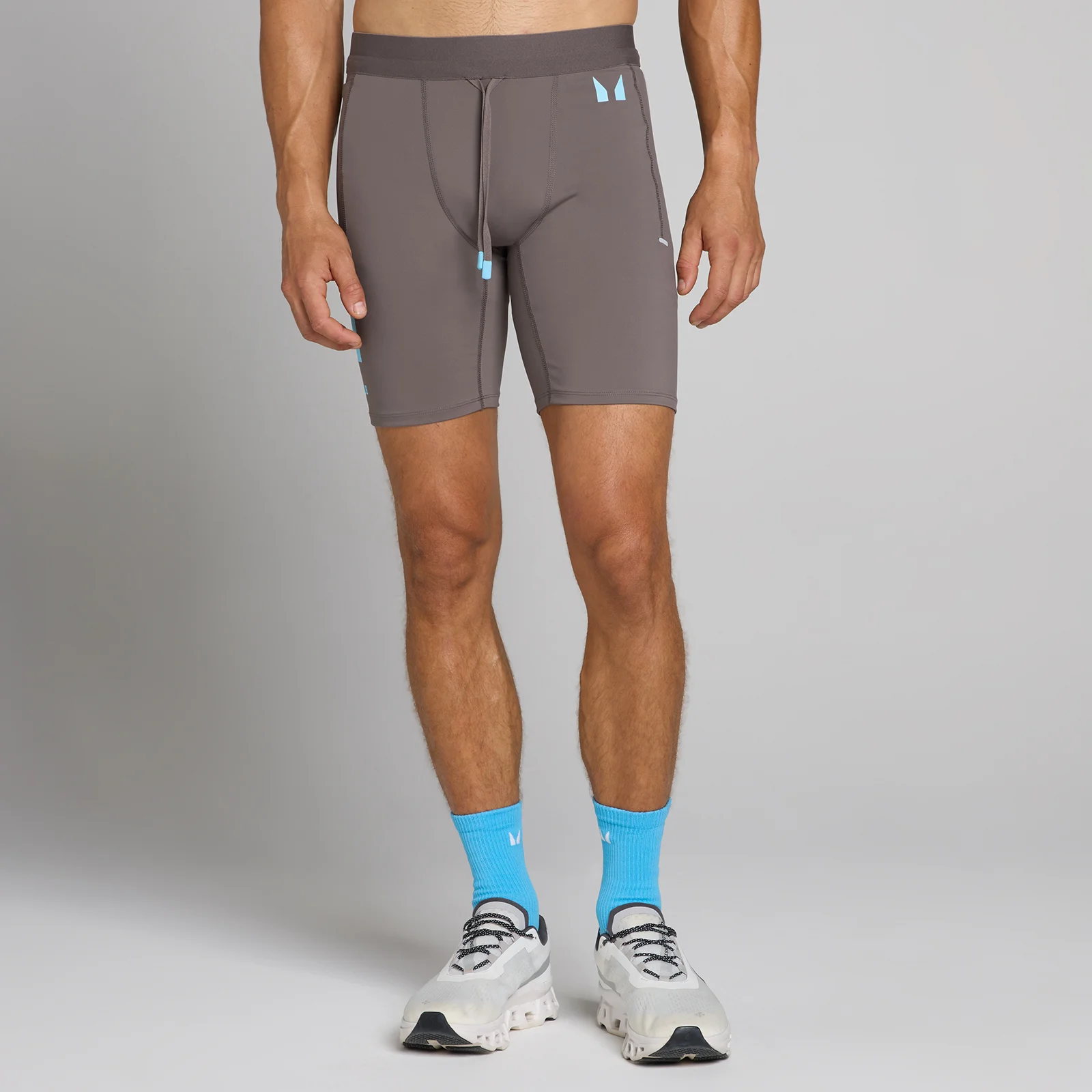 Vīriešu Hybrid Half Tight šorti MP - pelēki - XS attēls 1